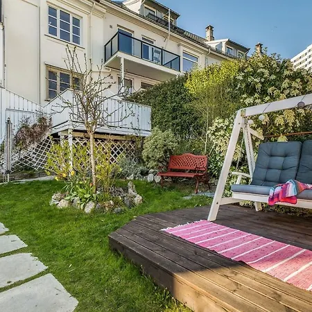 Big W/ A View And Parking Apartment Bergen