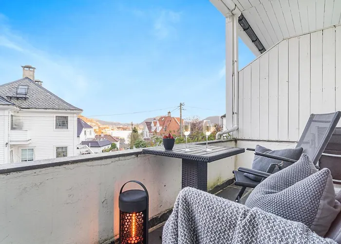 Big W/ A View And Parking Bergen